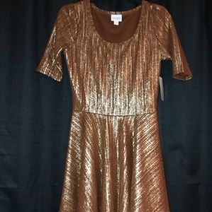 NWT LuLaRoe medium Nicole Elegant collection